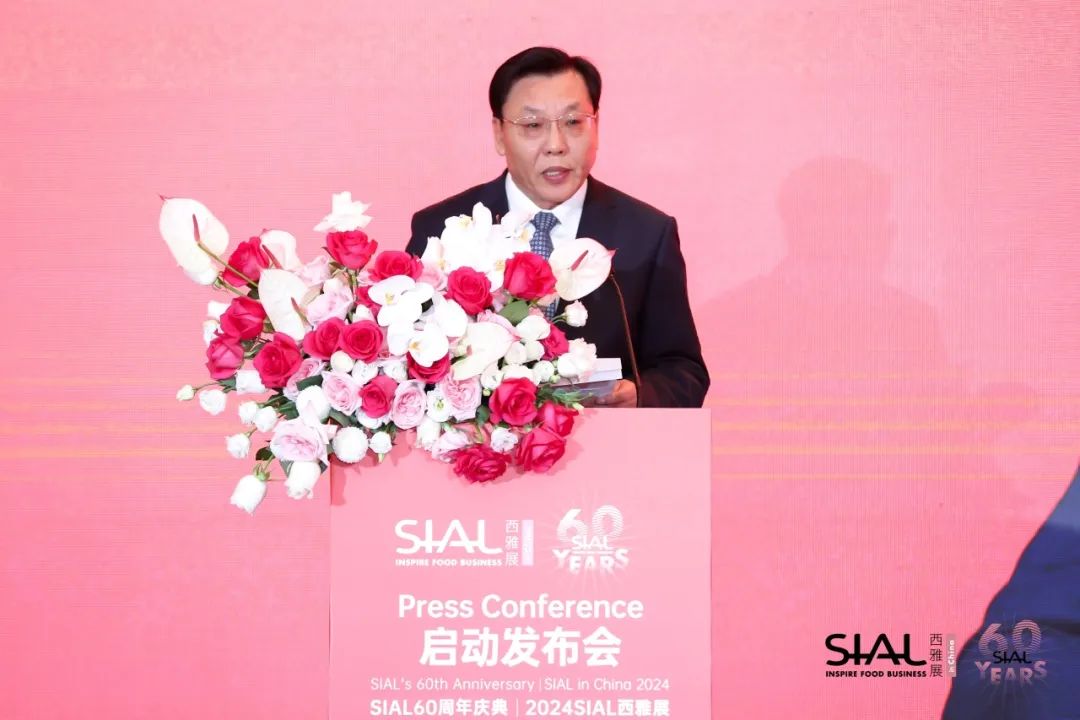 中國商業(yè)聯(lián)合會黨委副書記、執(zhí)行會長王民